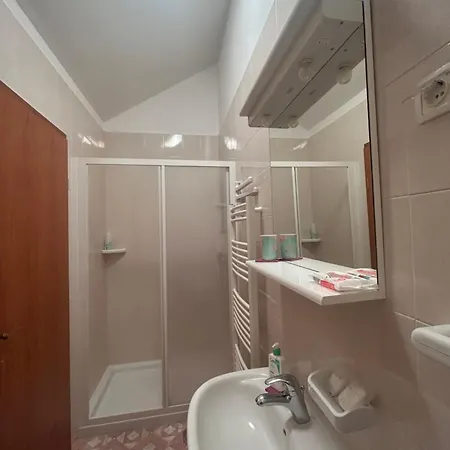 Apartment Hisa Vanda
