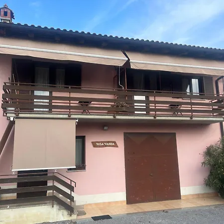 Hisa Vanda Apartment