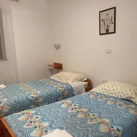 Apartment Hisa Vanda *