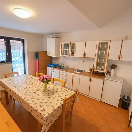 Apartamento Hisa Vanda Dobrovo